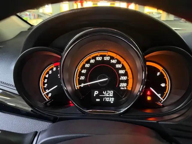 Toyota YARiS L Zhi Xuan — Фото автомобиля 3
