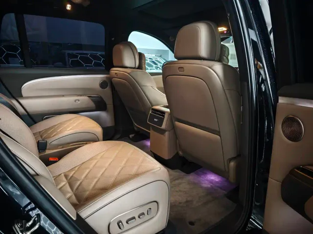 Li Auto L9 — Фото автомобиля 15