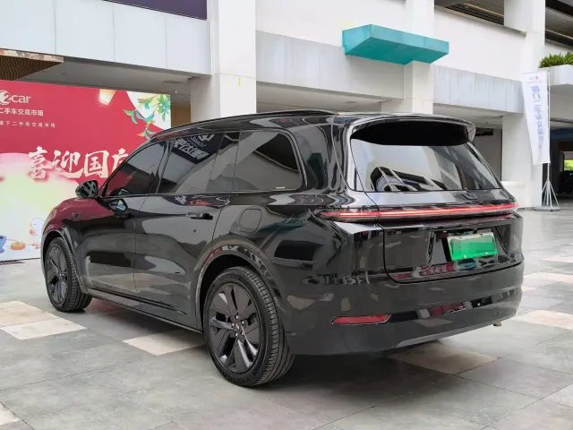 Li Auto L9 — Фото автомобиля 7