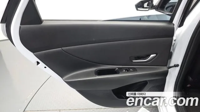 Hyundai Avante CN7 — Фото автомобиля 14