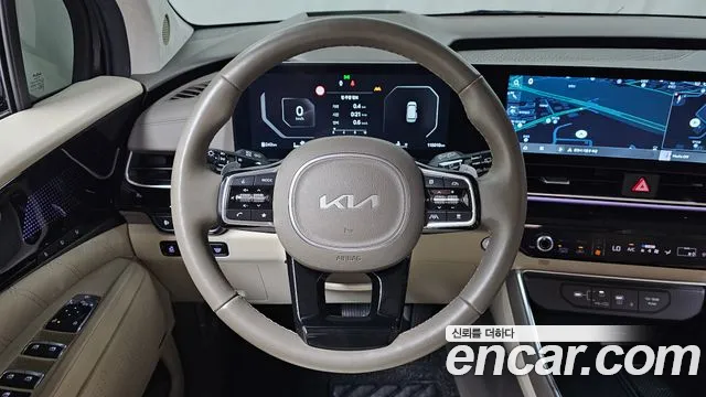 Kia Carnival Generation 4 — Фото автомобиля 20