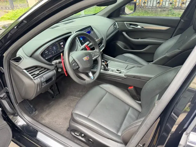 Cadillac CT5 — Фото автомобиля 13