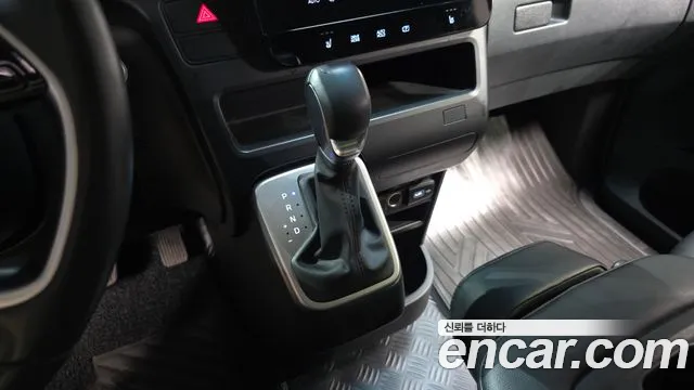 Hyundai Staria Staria Карго 3 места — Фото автомобиля 9
