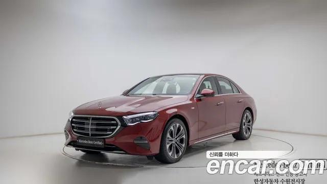 Фотография автомобиля — Mercedes-Benz E-Class