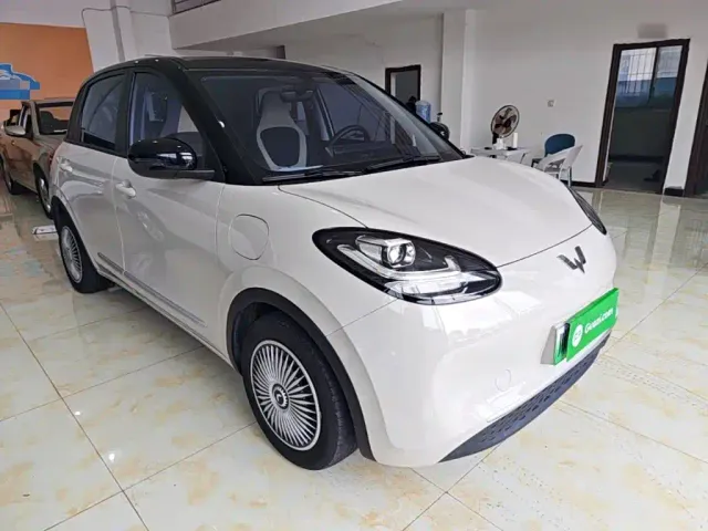 Wuling Bingo — Фото автомобиля 3