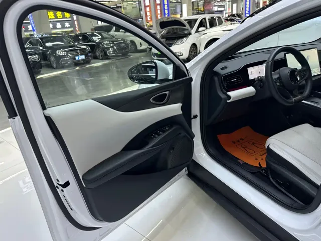 BYD Seal 06 — Фото автомобиля 7