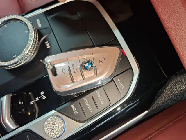 BMW i3 — Фото автомобиля 8