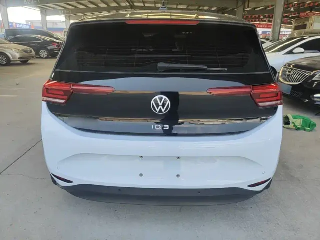 Volkswagen ID.3 — Фото автомобиля 5