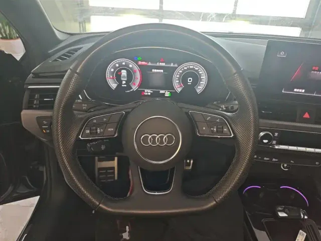 Audi A4L — Фото автомобиля 10