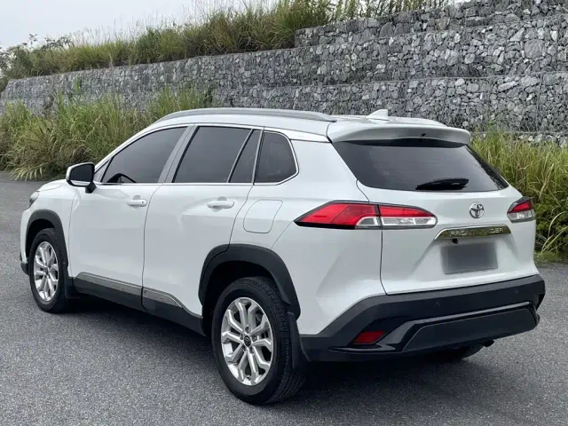 Toyota Frontlander — Фото автомобиля 10