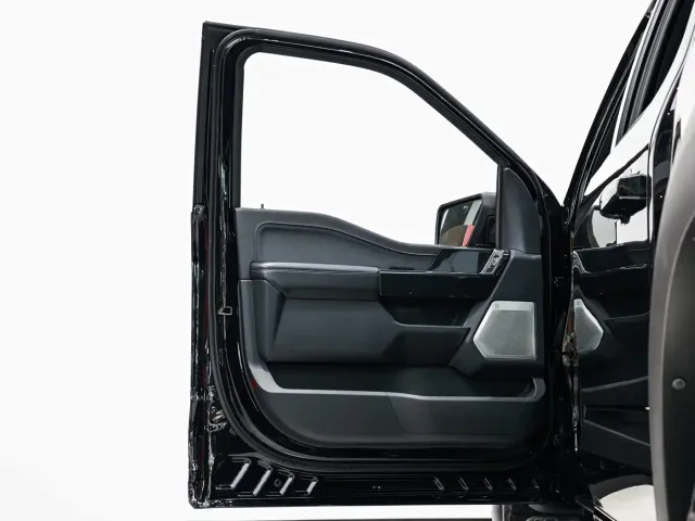 Ford F-150 Raptor — Фото автомобиля 14
