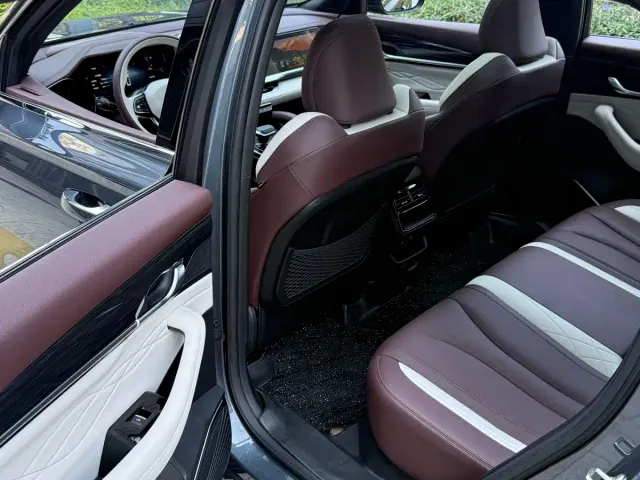 Geely Xingyue L — Фото автомобиля 8