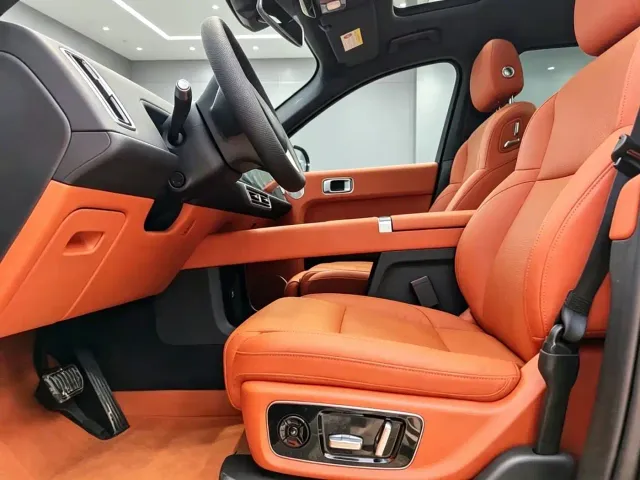 Li Auto L9 — Фото автомобиля 2