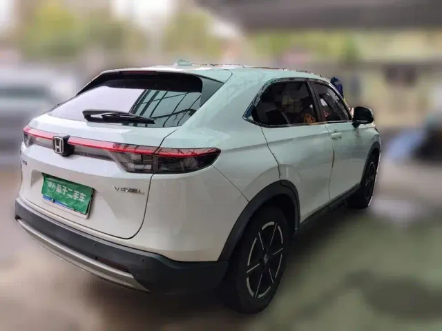 Honda Vezel — Фото автомобиля 4