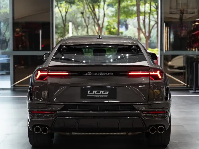 Lamborghini Urus — Фото автомобиля 15