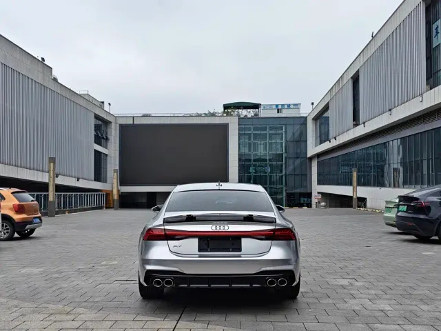 Audi A7 — Фото автомобиля 20