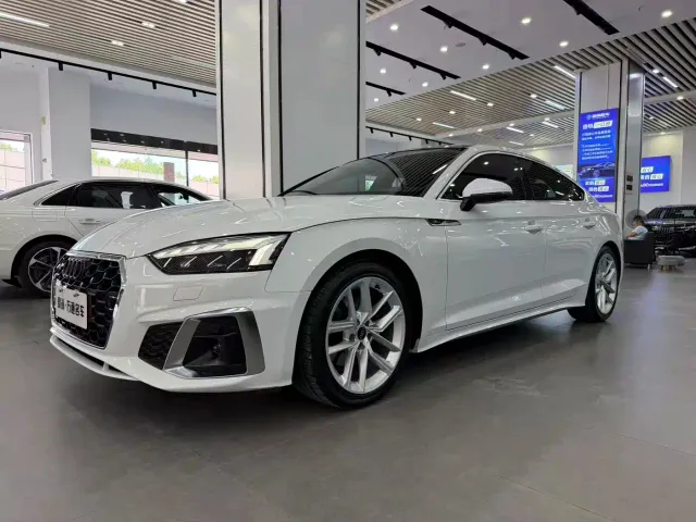 Фотография автомобиля — Audi A5