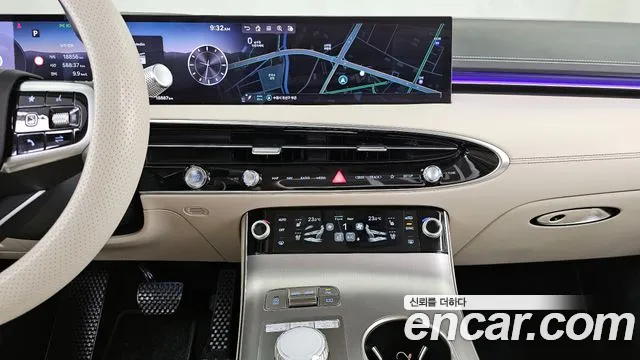 Genesis GV70 2.5T Бензин 2WD — Фото автомобиля 14