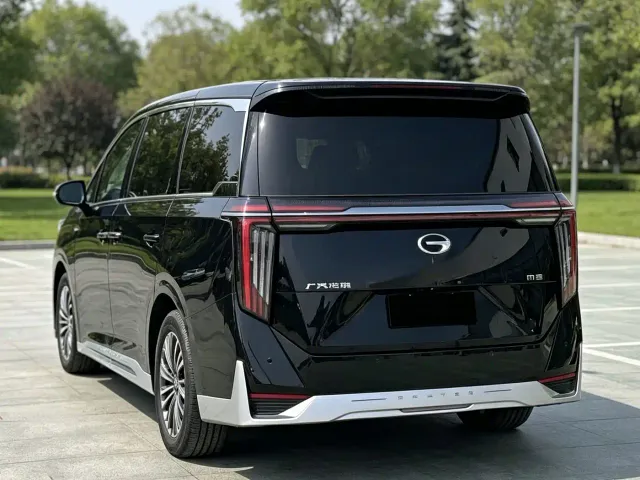 GAC Trumpchi M8 — Фото автомобиля 5