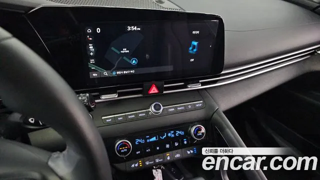 Hyundai AVANTE Avante (CN7) — Фото автомобиля 19