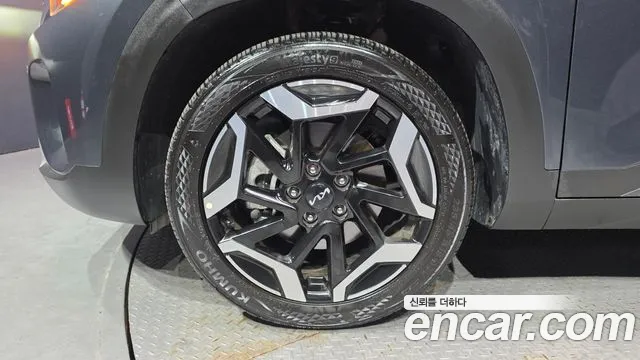 Kia Seltos — Фото автомобиля 5