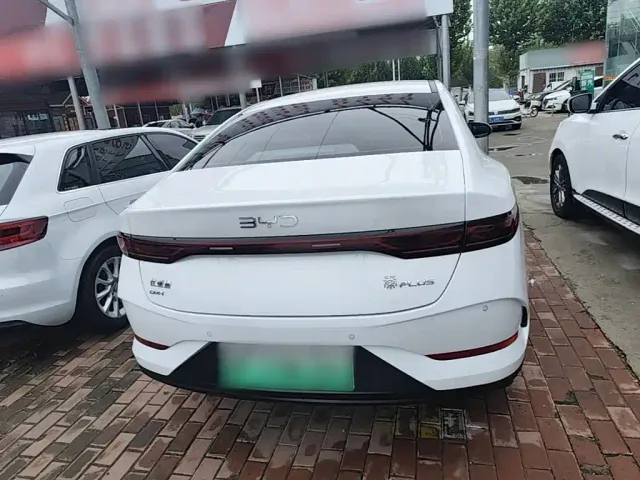 BYD Qin PLUS — Фото автомобиля 5