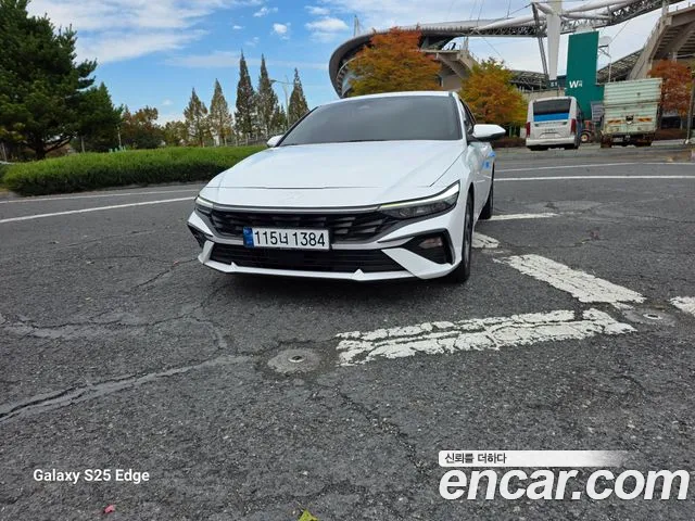 Фотография автомобиля — Hyundai Avante CN7