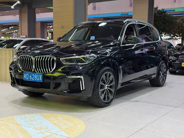BMW X5 — Фото автомобиля 3