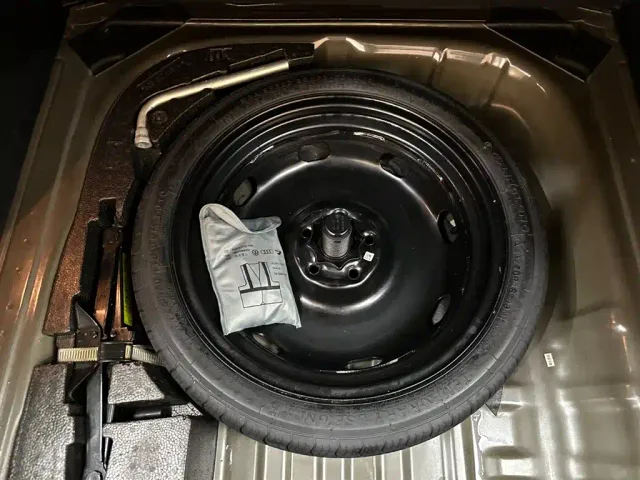 Jetta VS7 — Фото автомобиля 10