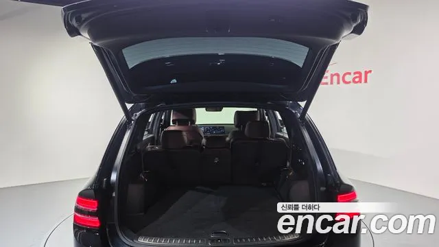 Genesis GV80 — Фото автомобиля 25