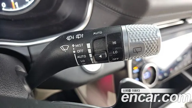 Genesis GV80 — Фото автомобиля 27