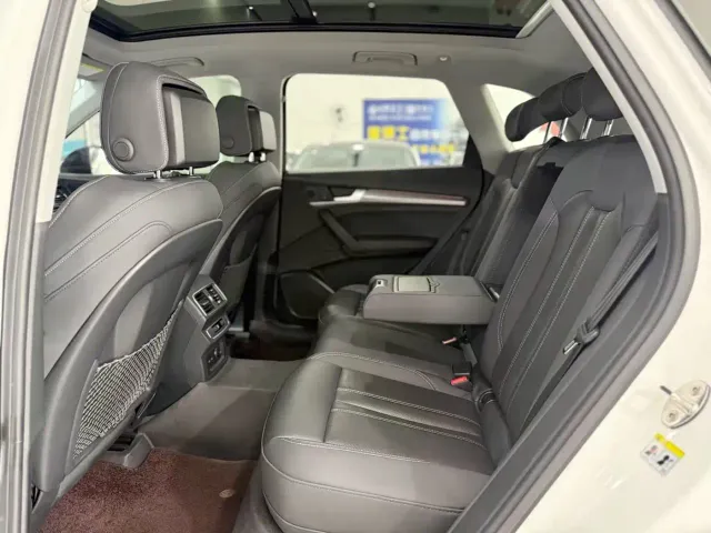 Audi Q5L — Фото автомобиля 6