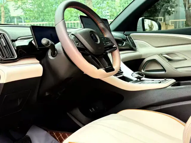BYD Song Pro — Фото автомобиля 4