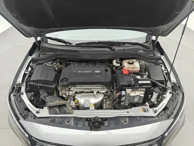 Chevrolet Monza — Фото автомобиля 12