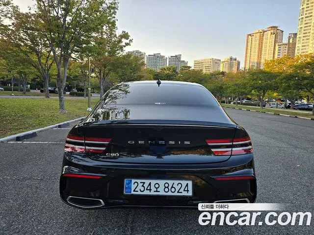 Genesis G80 RG3 — Фото автомобиля 4