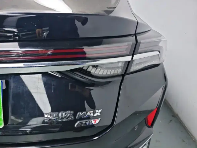 Dongfeng Yixuan MAX — Фото автомобиля 7