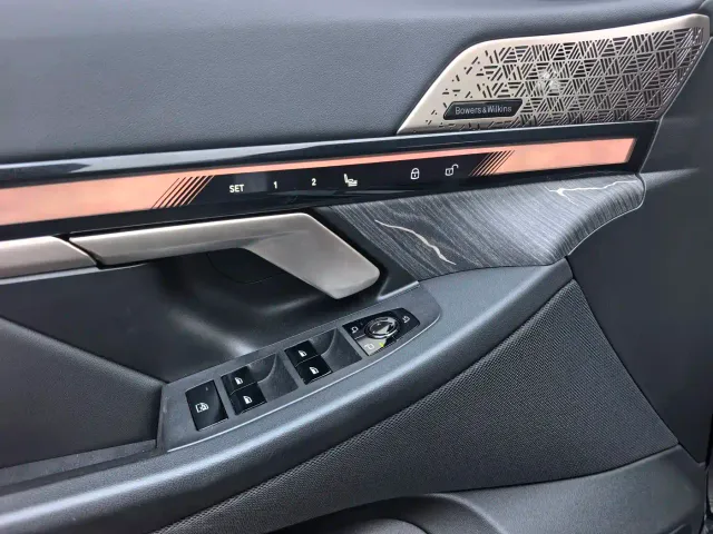 BMW 5 Series — Фото автомобиля 13