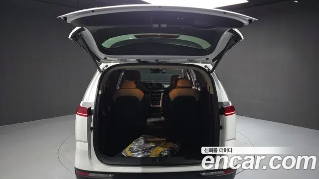 Kia Canival Carnival 4 поколение Дизель 9 мест Signature — Фото автомобиля 20