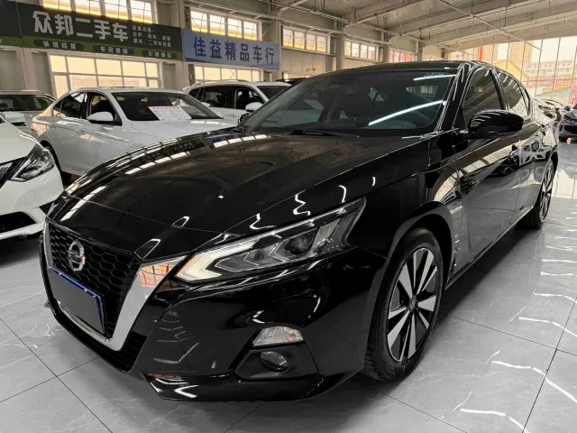 Фотография автомобиля — Nissan Teana