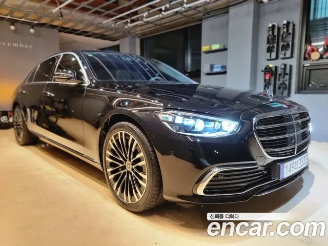 Mercedes-Benz S-Class — Фото автомобиля 2