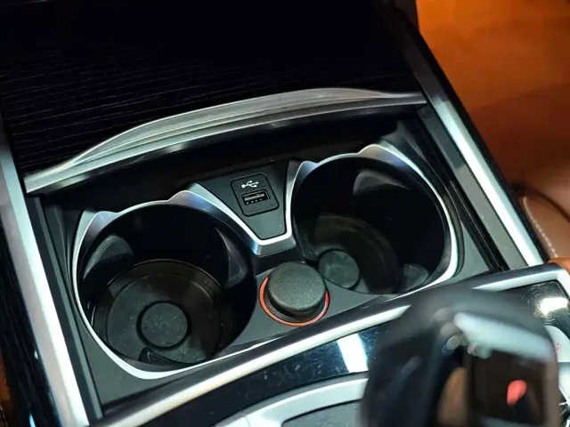 BMW 7 Series — Фото автомобиля 21