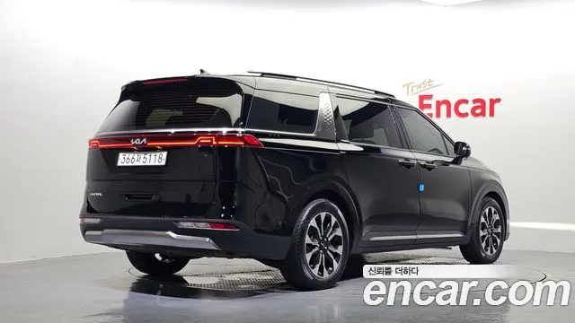 Kia Canival Carnival 4 поколение Бензин 9 мест Signature — Фото автомобиля 2