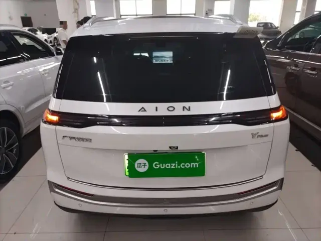 GAC Aion Y — Фото автомобиля 5