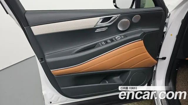 Genesis GV80 — Фото автомобиля 13