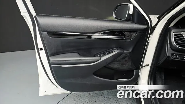 Kia Seltos — Фото автомобиля 13