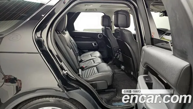 Land Rover Discovery — Фото автомобиля 12