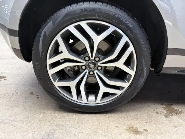 Land Rover Range Rover Evoque — Фото автомобиля 18