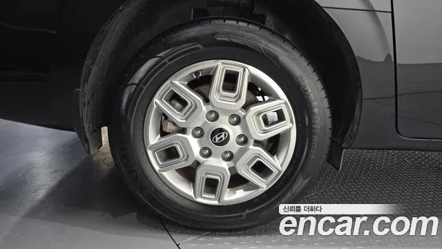 Hyundai Staria — Фото автомобиля 5