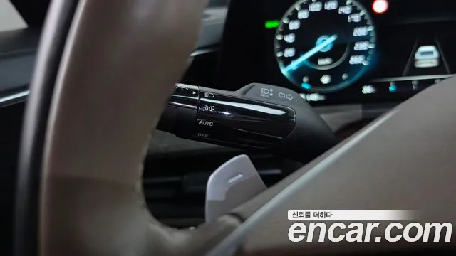 Kia K8 K8 Hybrid — Фото автомобиля 30