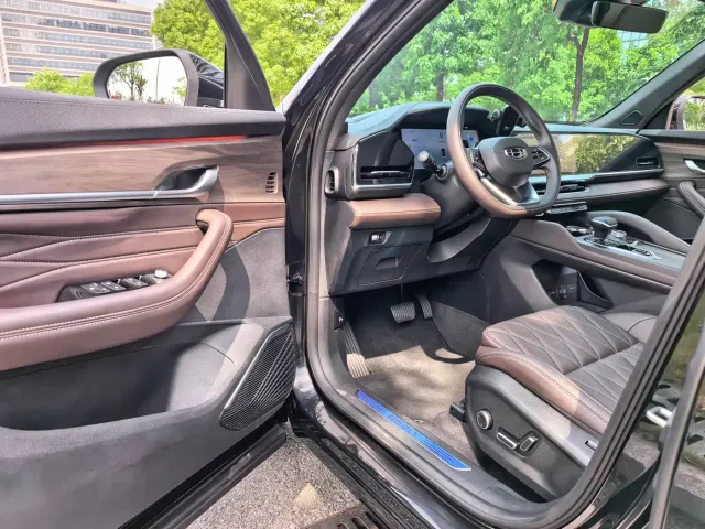 Geely Xingyue L — Фото автомобиля 9